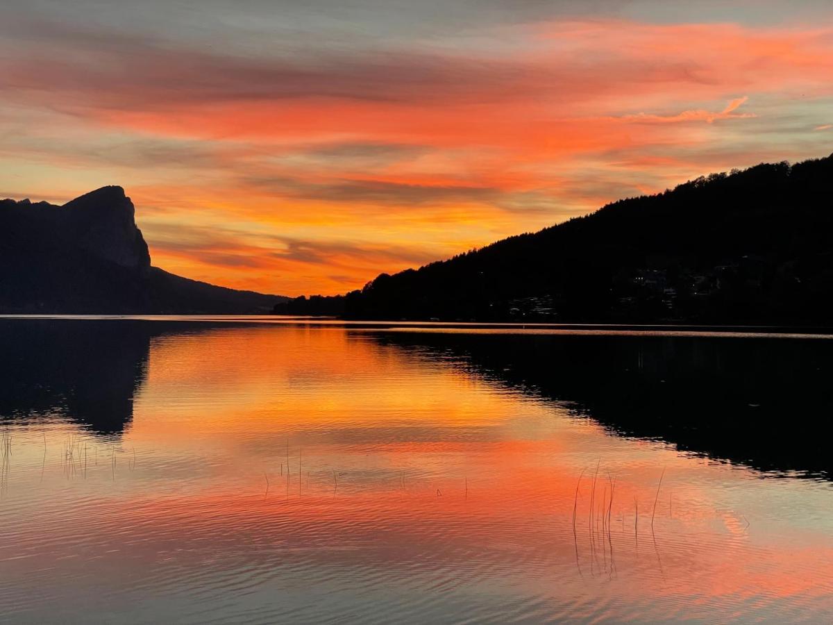 "Ferienhaus Am Mondsee" Mit Direktem Schafbergblick Im Salzkammergut Bei Salzburg Esterno foto